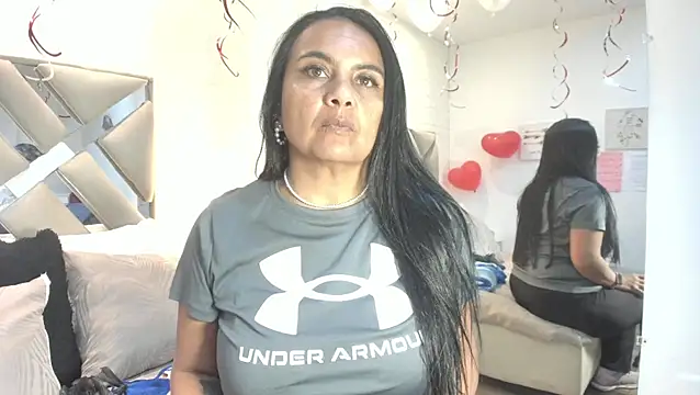 Snapshot of raquell_moore chatting on February 17, 2026, 1:19 pm raquell moore online show from February 17, 2026, 1:19 pm