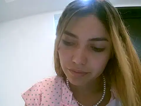 VittoriaTaylor online show from February 14, 2026, 7:14 pm