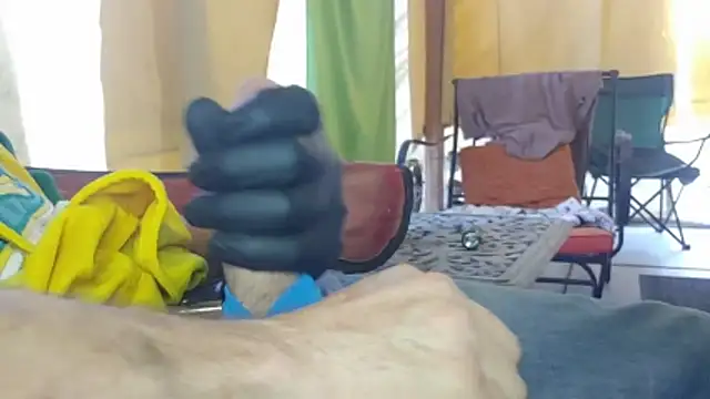 bwcbeat83 online show from February 26, 2026, 11:27 pm