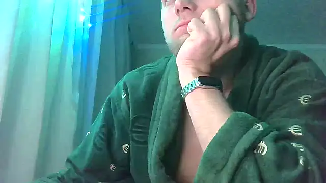 HunterOnBoobs online show from February 19, 2025, 8:31 pm