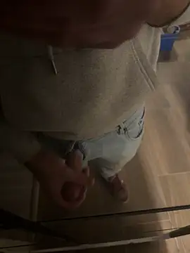 Klaus298 online show from December 2, 2025, 8:38 am