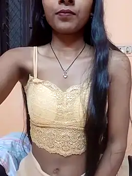 Snapshot of Divya-2007 chatting on February 18, 2025, 4:03 pm Divya-2007 online show from February 18, 2025, 4:03 pm