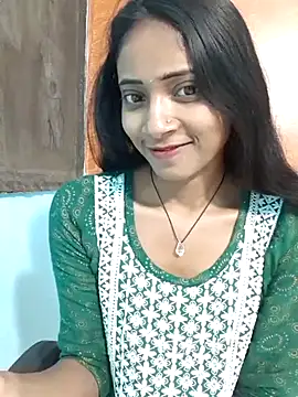 Snapshot of Divya-2007 chatting on February 28, 2025, 2:20 am Divya-2007 online show from February 28, 2025, 2:20 am