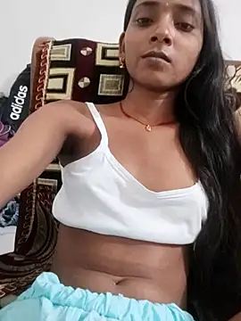 Snapshot of Divya-2007 chatting on September 19, 2025, 6:06 am Divya-2007 online show from September 19, 2025, 6:06 am