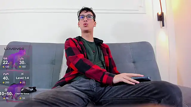 Cum hunters online show from March 13, 2026, 3:22 am