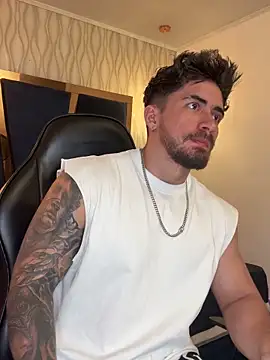 Snapshot of Brad_Summer chatting on February 5, 2026, 5:53 pm Brad Summer online show from February 5, 2026, 5:53 pm