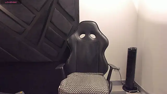 Snapshot of Brad_Summer chatting on February 14, 2026, 5:40 am Brad Summer online show from February 14, 2026, 5:40 am