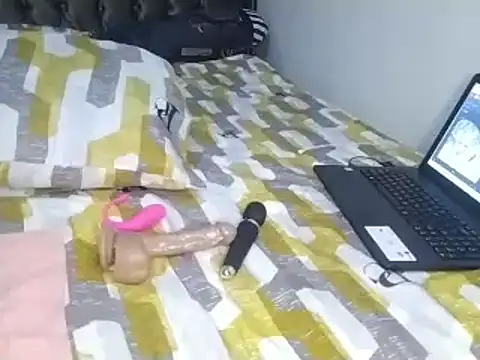 Snapshot of Chandy012 chatting on September 12, 2025, 10:20 pm Chandy012 online show from September 12, 2025, 10:20 pm