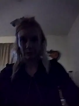 Sliprynip69 online show from April 15, 2026, 11:38 am