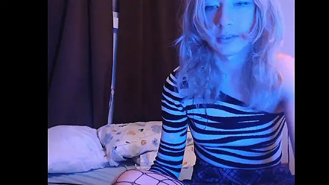 Snapshot of Rudy__Ryabina chatting on January 18, 2025, 11:33 pm Rudy Ryabina online show from January 18, 2025, 11:33 pm