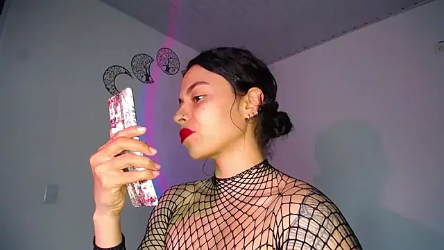 lana roman online show from October 25, 2025, 9:15 pm