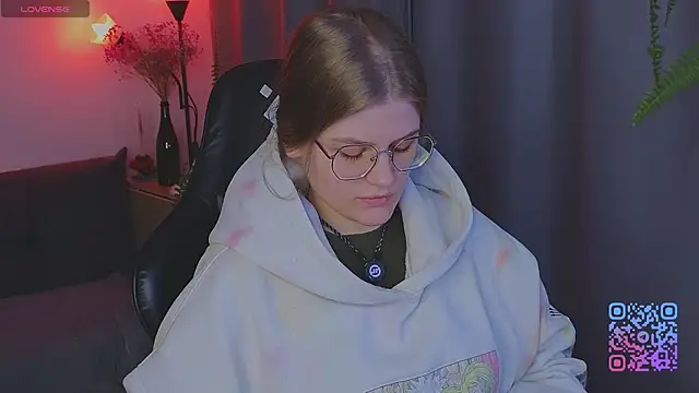  JessieVibes online show from May 27, 2026, 4:03 pm