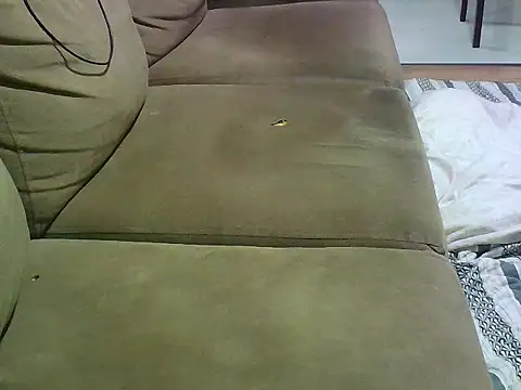 Snapshot of uberdot chatting on October 30, 2025, 11:23 pm uberdot online show from October 30, 2025, 11:23 pm