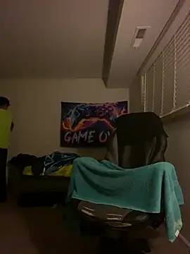 PerroDemonioHot online show from March 3, 2025, 4:21 am