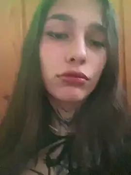 mollyEXD online show from September 21, 2025, 3:50 pm