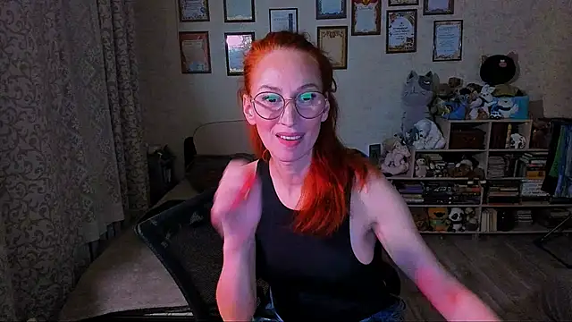 Snapshot of red_rocco chatting on February 18, 2025, 5:20 pm red rocco online show from February 18, 2025, 5:20 pm