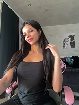 Rosariolovex online show from February 18, 2025, 10:38 am