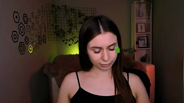 flora ri online show from December 17, 2025, 10:20 am