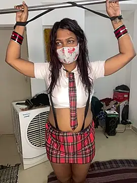 YourSuperTanya online show from May 3, 2026, 8:08 am