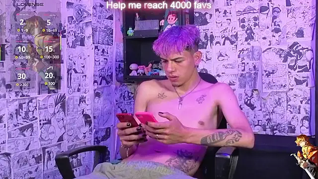 Snapshot of Mickey_Magic chatting on March 4, 2026, 3:47 am Mickey Magic online show from March 4, 2026, 3:47 am