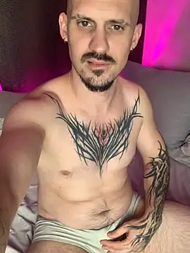 AssHunter4k online show from September 15, 2025, 6:08 pm