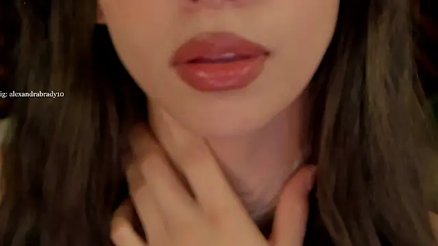 hannah brady online show from May 6, 2026, 10:14 pm