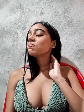 Zoe Sweett18 online show from December 3, 2025, 6:29 pm