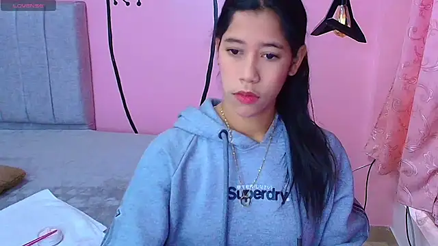 Connie Bell online show from September 12, 2025, 12:38 pm