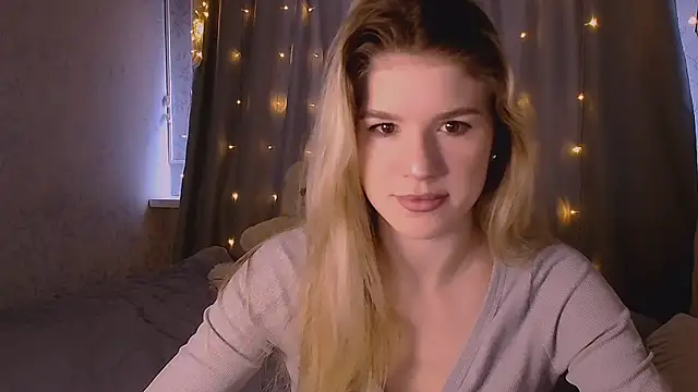 Snapshot of Melissa_smith_ chatting on March 12, 2026, 10:41 am Melissa smith online show from March 12, 2026, 10:41 am