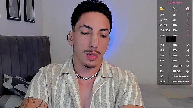 dylanspencer28 online show from March 2, 2025, 10:23 pm