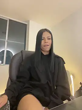 Snapshot of Michell_sr chatting on November 5, 2025, 12:14 am Michell sr online show from November 5, 2025, 12:14 am