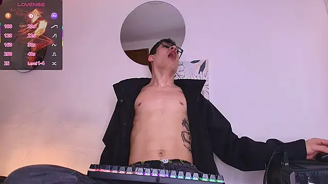 Snapshot of wolfandsky chatting on February 20, 2026, 11:23 am wolfandsky online show from February 20, 2026, 11:23 am