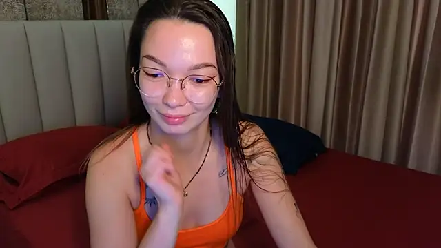 SusannJohnson online show from May 15, 2026, 12:19 am