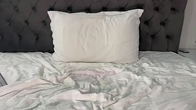 max shy online show from February 27, 2026, 8:30 pm