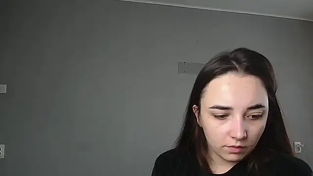 Eva Gloryy online show from April 13, 2026, 9:13 am