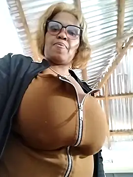 bubblendz1988 online show from December 14, 2025, 8:09 am