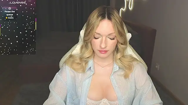 MargaretSweet1 online show from June 19, 2026, 10:47 pm