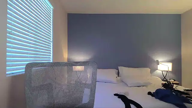 ha888we online show from October 30, 2025, 4:15 pm