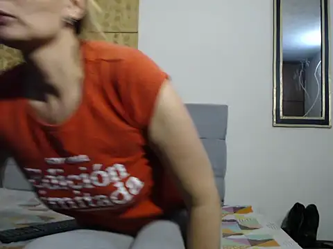Snapshot of sachaclinford chatting on March 7, 2025, 3:29 am sachaclinford online show from March 7, 2025, 3:29 am