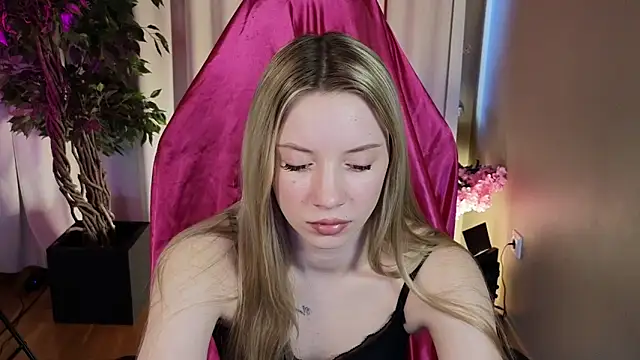 katt  y online show from April 9, 2026, 5:20 am