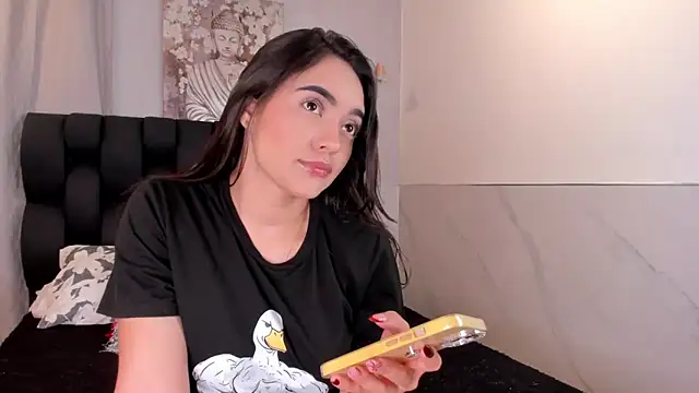 Snapshot of miss_hellen2 chatting on March 29, 2026, 4:36 am miss hellen2 online show from March 29, 2026, 4:36 am