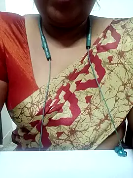 Snapshot of Tamil_queen1 chatting on February 13, 2025, 2:52 pm Tamil queen1 online show from February 13, 2025, 2:52 pm