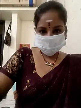 Snapshot of Tamil_queen1 chatting on January 15, 2026, 5:49 pm Tamil queen1 online show from January 15, 2026, 5:49 pm