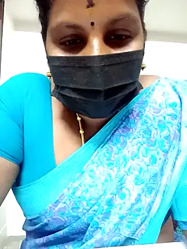 Snapshot of Tamil_queen1 chatting on March 2, 2025, 2:58 pm Tamil queen1 online show from March 2, 2025, 2:58 pm