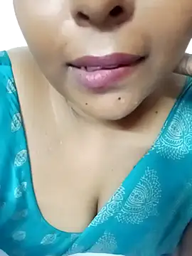 Snapshot of Tamil_queen1 chatting on January 22, 2025, 10:26 pm Tamil queen1 online show from January 22, 2025, 10:26 pm