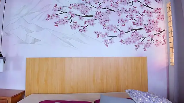 Yasmin Scott online show from September 25, 2025, 12:22 pm