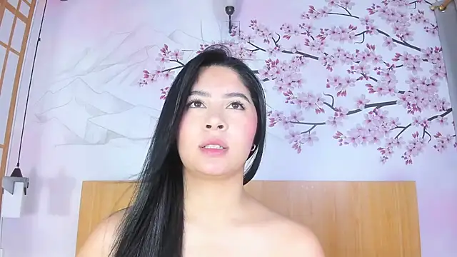 Yasmin Scott online show from December 15, 2025, 12:00 pm