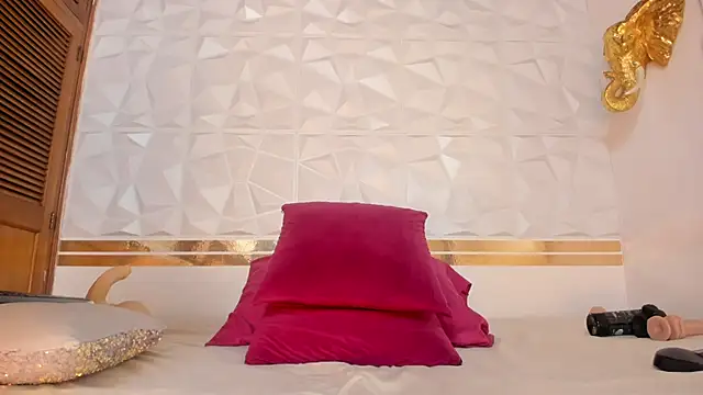 Snapshot of Sara_Collinnss chatting on March 27, 2026, 11:55 am Sara Collinnss online show from March 27, 2026, 11:55 am