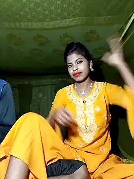 Hot couple 1 online show from March 19, 2025, 5:28 pm