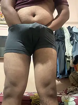 hireom55 online show from April 3, 2026, 6:14 pm